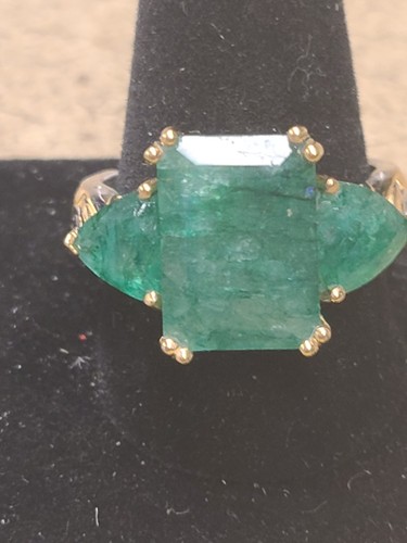 Square green zambian emerald - square,