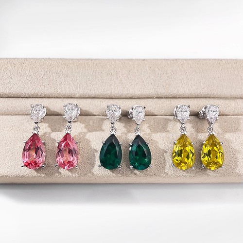 Pear cut moissanite gemstone - pear,
